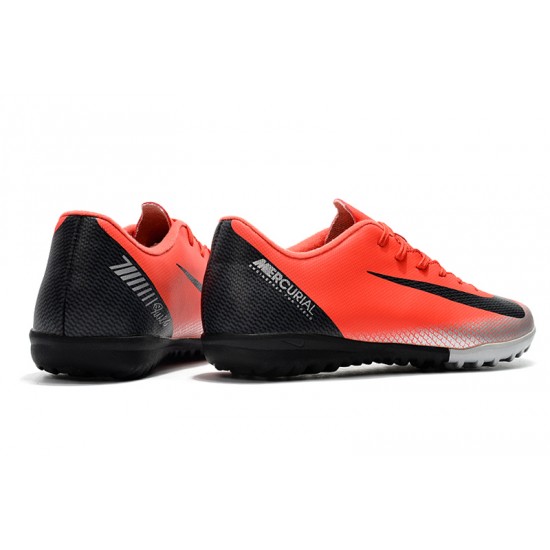 Scarpe da calcio Nike Vaporx 12CLUB TF Rosso Argento Nero